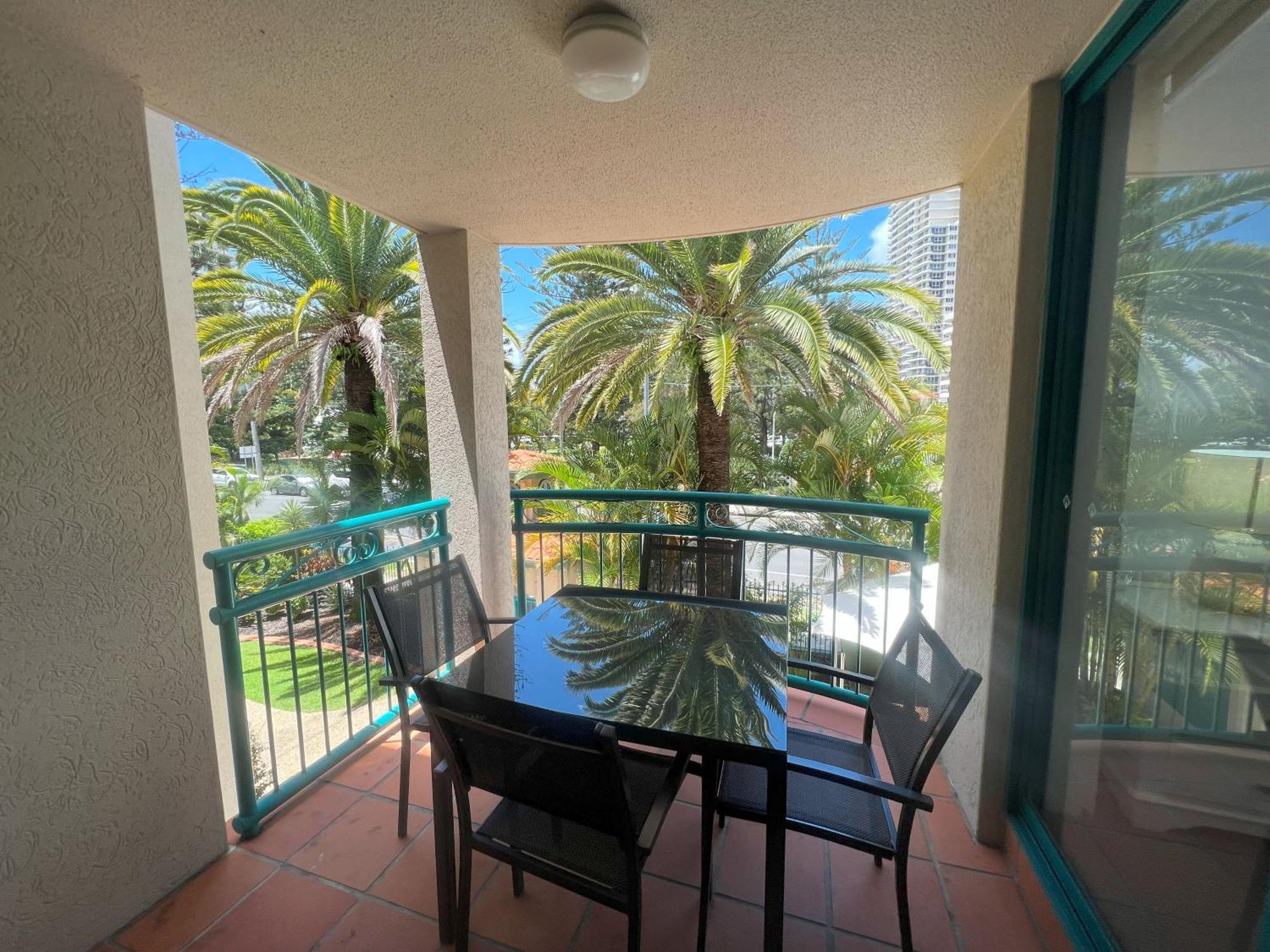 Cha Private Apts Aruba Beach Gold Coast Eksteriør bilde