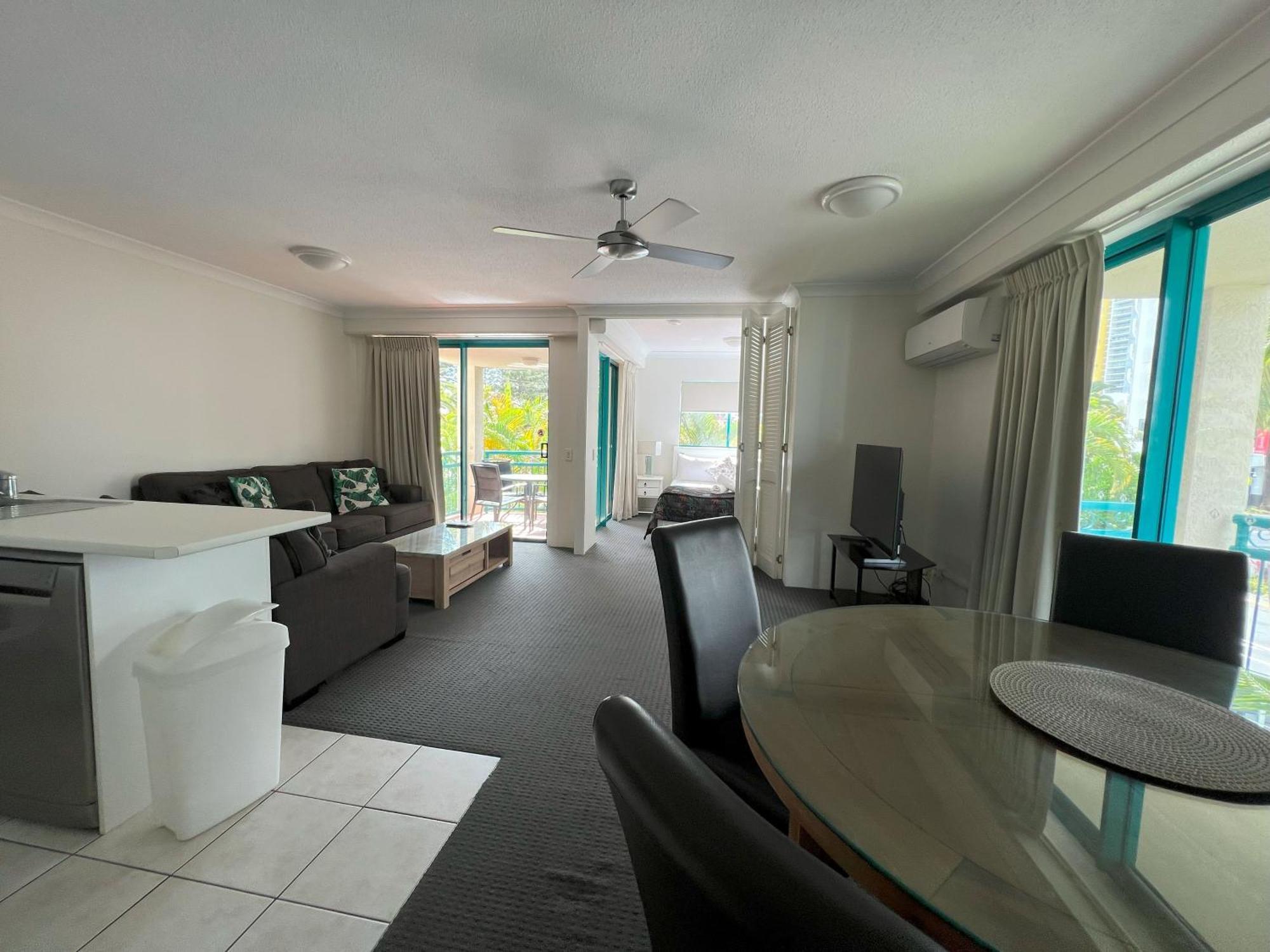 Cha Private Apts Aruba Beach Gold Coast Eksteriør bilde